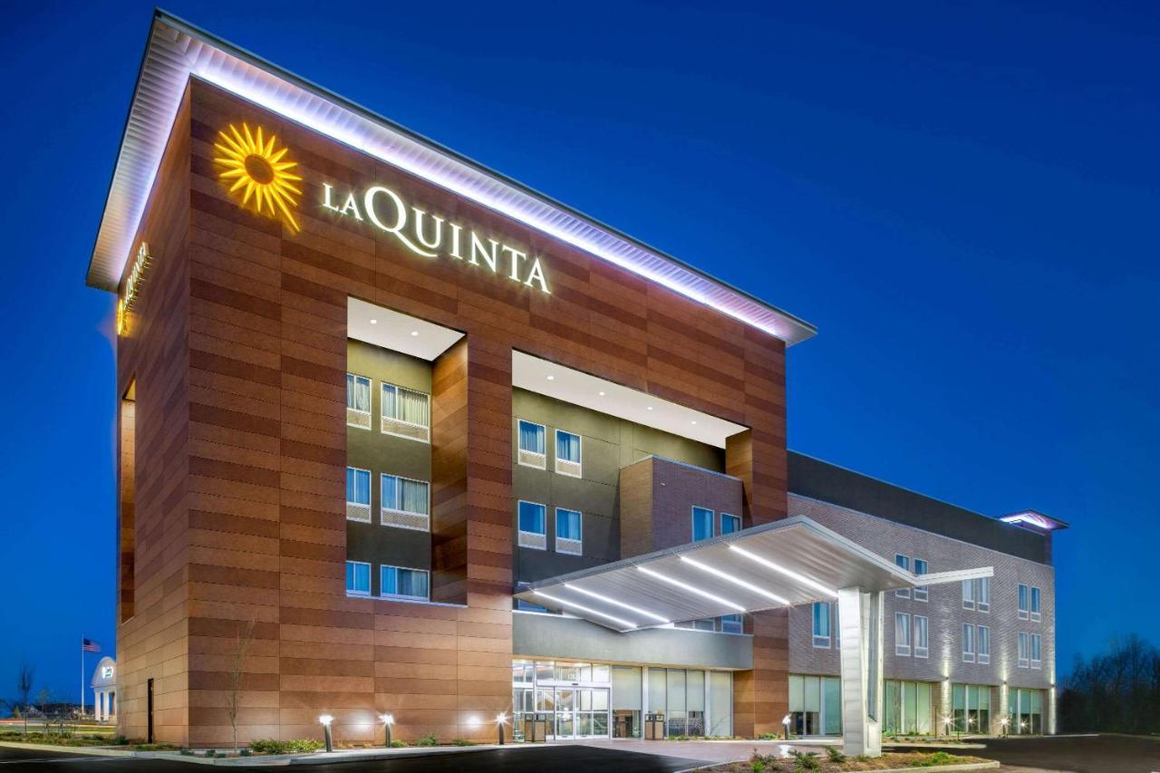 La Quinta & By Wyndham Ne - Old Henry Rd